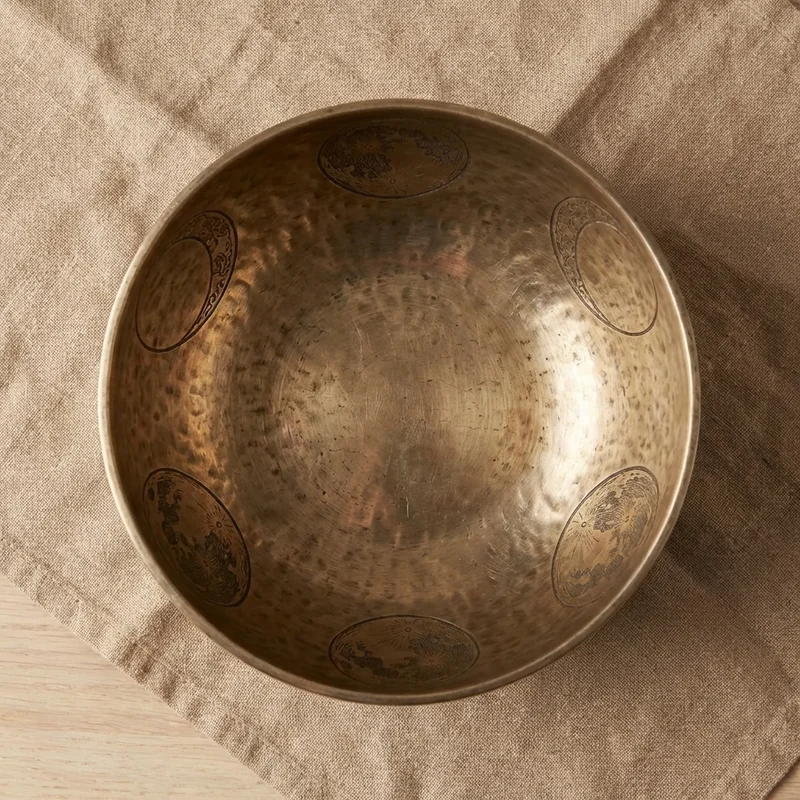 Hand-Etched Full Moon Singing Bowl — 7-Inch Lunar Tone - 2