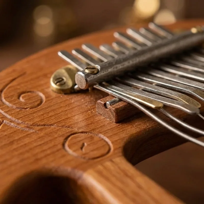 Western Red Cedar Lap Harp — 8 String Diatonic Sustainable - 3